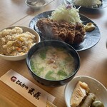 とんかつ玉藤 伏古店的实拍图