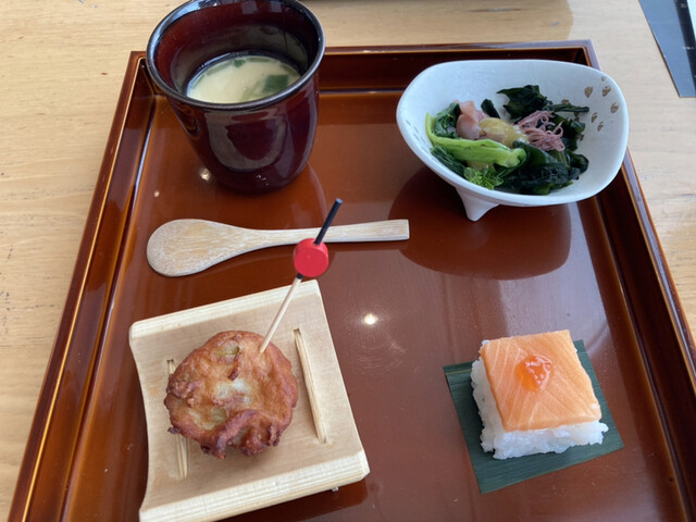ダイナミックキッチン＆バー 響  西新宿野村ビル店的实拍高清图