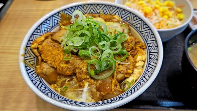 吉野家 東久留米下里店的实拍高清图