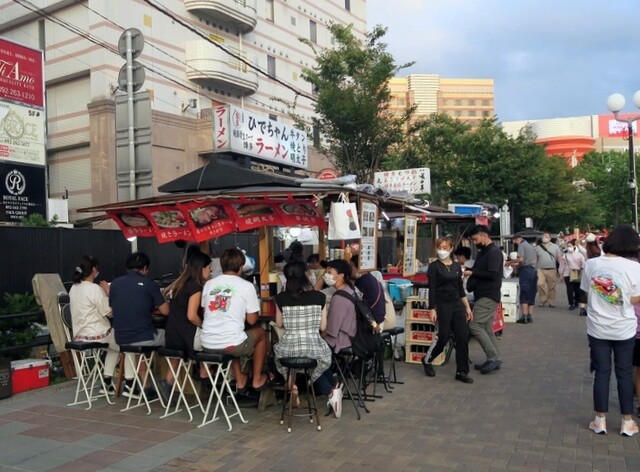 中洲の屋台 小島商店 feat シラチャンラーメン的實拍高清圖