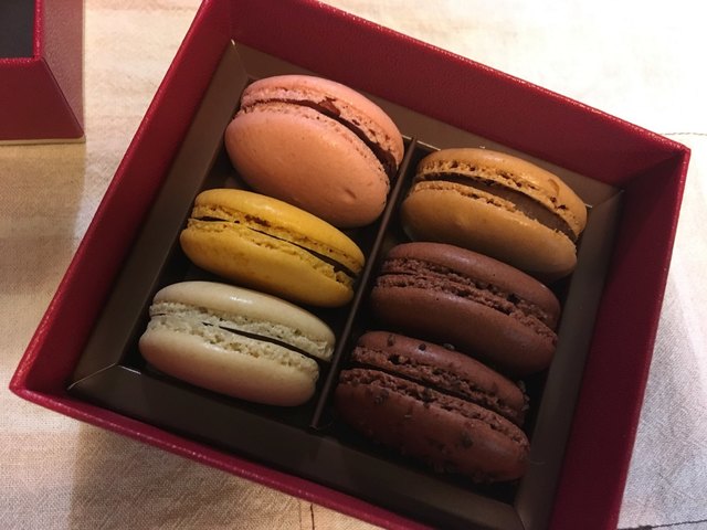 recommendations image for ラ・メゾン・デュ・ショコラ 大阪タカシマヤ店