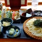 手打ちうどん おがわ的實拍圖