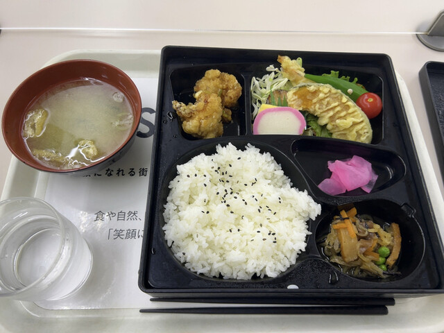 札幌市役所本庁舎食堂的实拍高清图