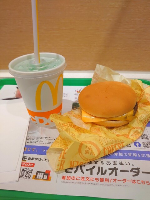 マクドナルド JR難波駅前店的實拍高清圖
