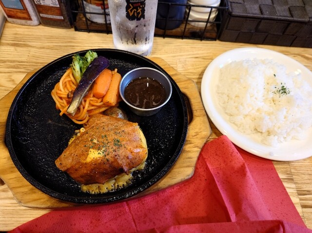 ステーキ＆ハンバーグ ひげ 札幌南5条本店的实拍高清图