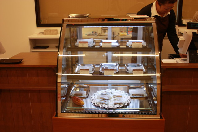 ユーラクチョコレートショップ 有楽製菓東京工場直売店的实拍高清图