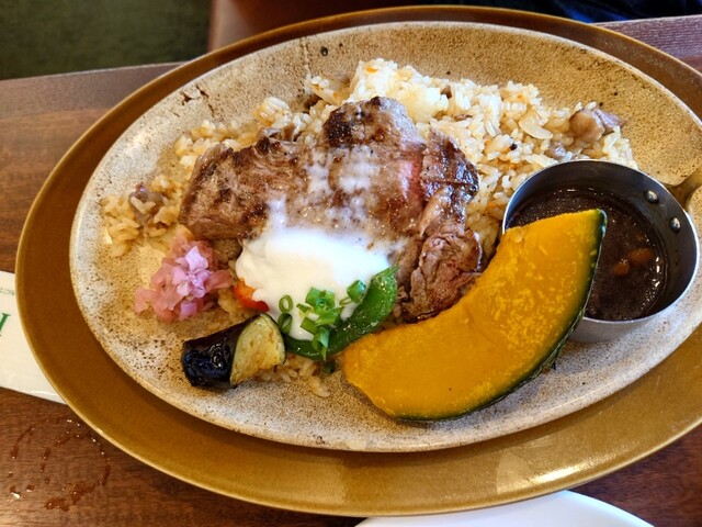 ロイヤルホスト 桜川店的实拍高清图