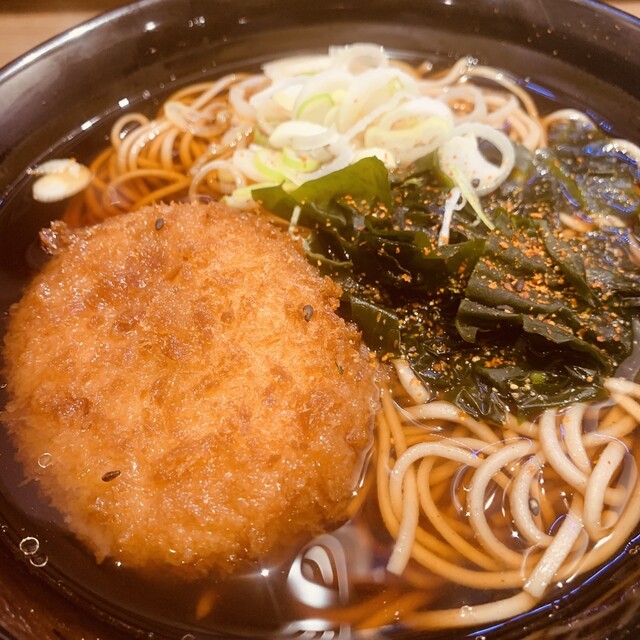 名代 富士そば 新宿都庁店的實拍高清圖