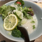 おかゆと麺 粥餐庁 グランフロント大阪店的实拍图