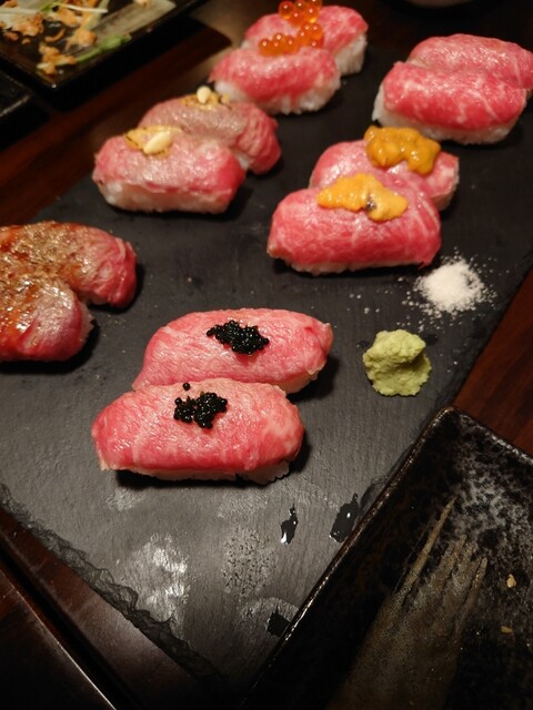 肉ダイニング 暴れ牛 新宿三丁目店的實拍高清圖
