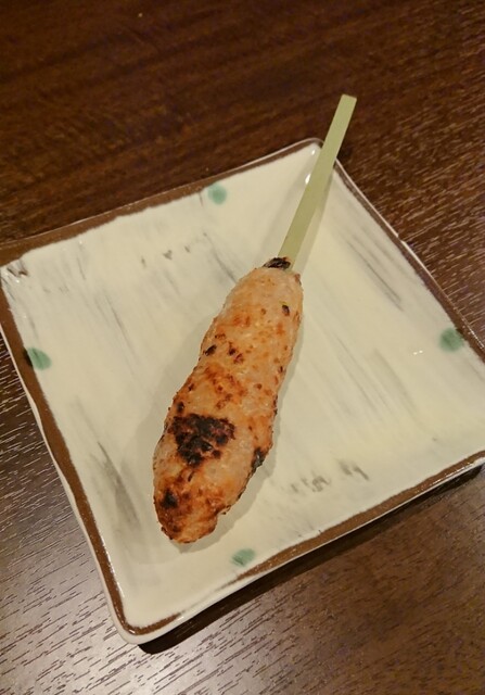 炭火やきとり 千鳥足的实拍高清图