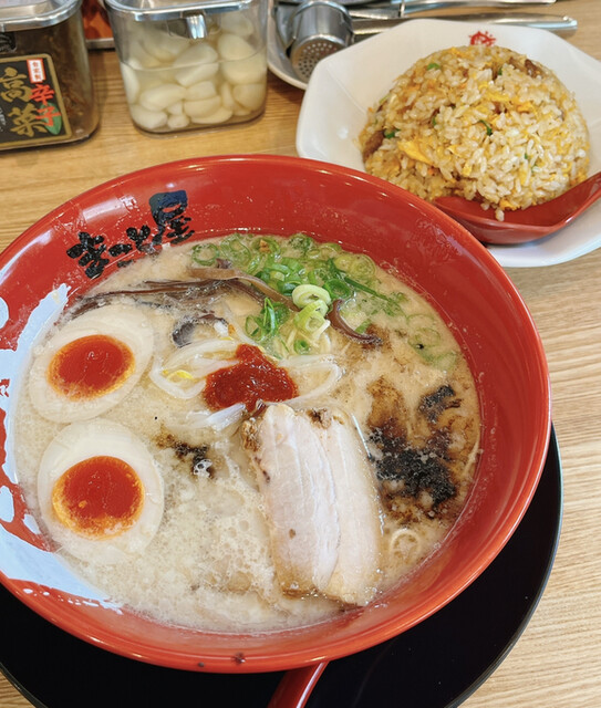 ラーメンまこと屋 城陽店的实拍高清图