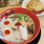 ラーメンまこと屋 城陽店的实拍图