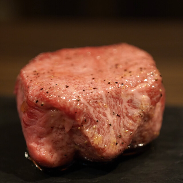 黒毛和牛焼肉 白か黒的實拍高清圖