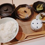 だし屋 おわん的实拍图