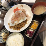 京とんちん亭的实拍图