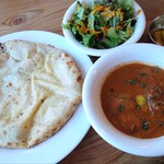 earth 札幌西岡店的實拍圖