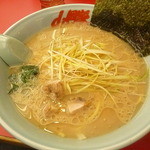 ラーメン山岡家 士別店的实拍图