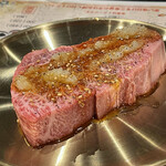 炭火焼肉スップル 用賀店的实拍图