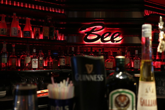 ダイニングダーツバーBee 渋谷店的實拍高清圖