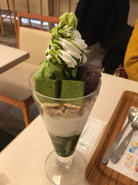 ナナズ グリーンティ 福岡パルコ店的實拍高清圖