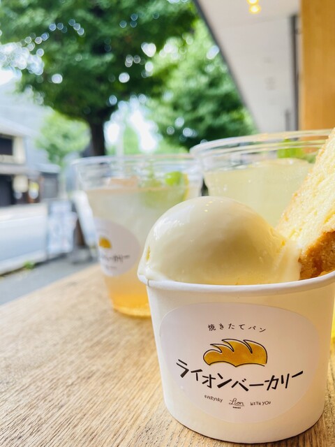 Lion BAKERY的实拍高清图