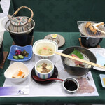 渓山閣的实拍图