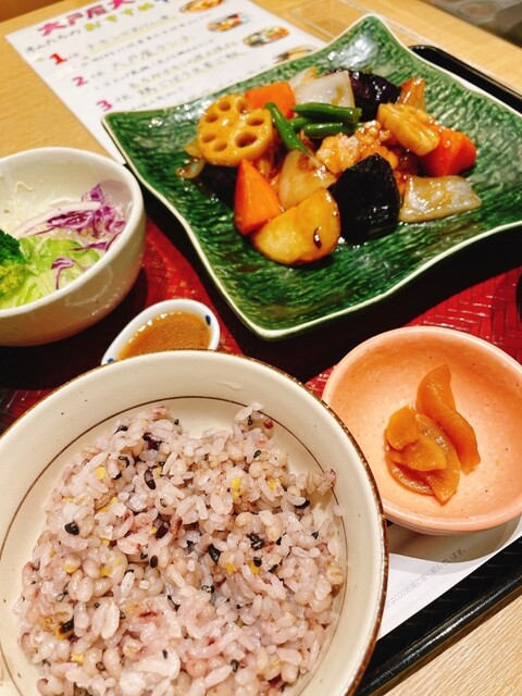 大戸屋 ニッセイ札幌ビル店的實拍高清圖