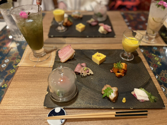 京都肉×青果サワー 京的实拍高清图