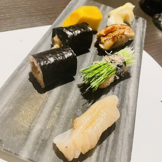 新宿 鮨 よこ田的实拍高清图