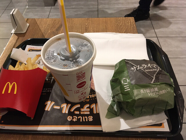 マクドナルド ＪＲ大阪駅桜橋口店的實拍高清圖