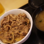 松屋 天神店的实拍图