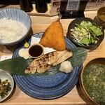 炙処 火ノ膳 高田馬場 路地入ったところ店的實拍圖