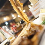 一つ屋根の下的實拍圖