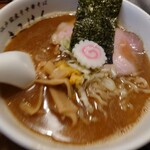 江戸前煮干中華そば きみはん 総本店的实拍图