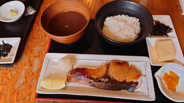 魚まみれ 眞吉 原宿店的實拍高清圖