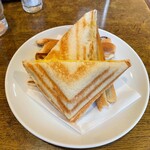 タナカ珈琲 今出川店的实拍图