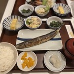 炭火焼魚定食と釜戸ごはん 天四食堂的實拍圖