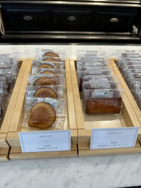 シヅカ洋菓子店 自然菓子研究所 銀座5丁目店的实拍高清图