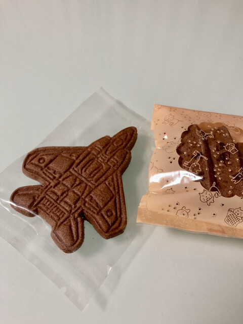 くろねこニャーゴのお菓子屋さん的实拍高清图