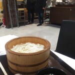 丸亀製麺 イオンモールKYOTO店的实拍图