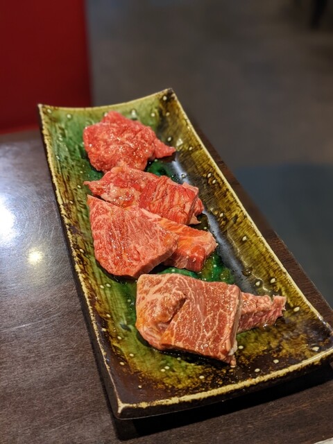 板前焼肉 一笑 靭本町本店的實拍高清圖