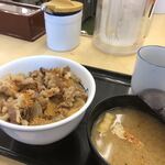 松屋 天神店的实拍图