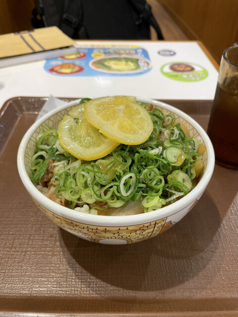 すき家 潮見店的實拍高清圖