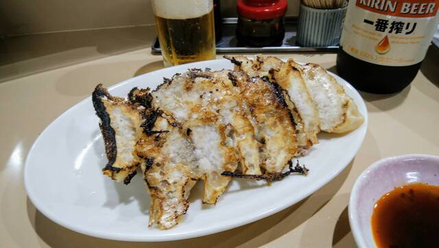 餃子とお酒の店屋 全包的實拍高清圖