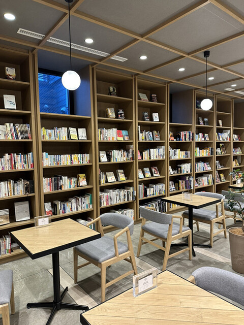 LAMP LIGHT BOOKS CAFE的實拍高清圖