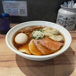 麺屋 彩音的實拍圖