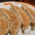 紅虎餃子房 新千歳空港店的實拍圖