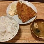 大衆食堂 定食のまる大 飯田橋西口店的实拍图