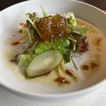 韓国料理 KOREAN DINING HAN CHEF 下北沢店的实拍图